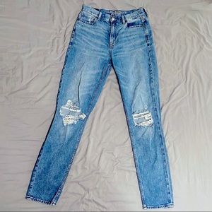 American Eagle Mom Jeans